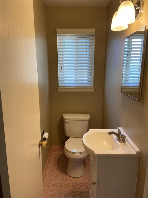 18631 Bittersweet, Fraser, MI 48026 photo 3