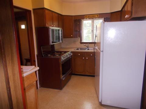 981 Bradley, Flint, MI 48503 photo 4