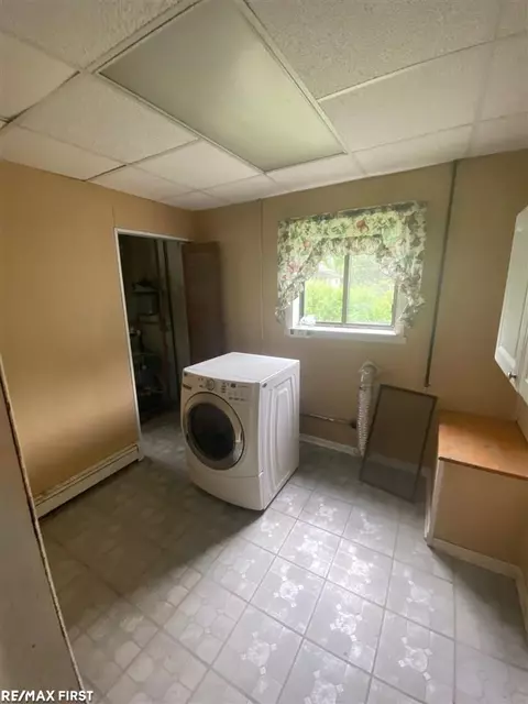 103 S Neeper, Capac, MI 48014 photo 13