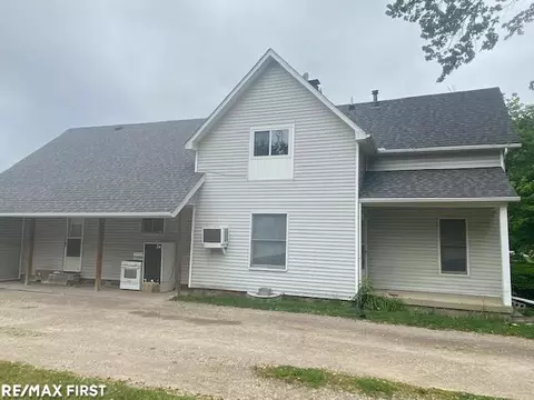 103 S Neeper, Capac, MI 48014 photo 2