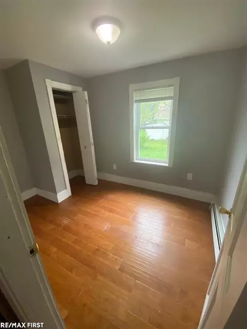 103 S Neeper, Capac, MI 48014 photo 10