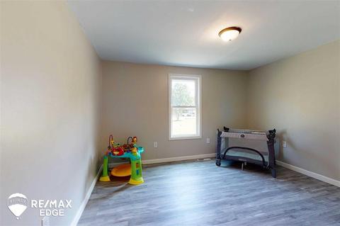9498 Hubbard Rd, Davison, MI 48423 photo 32