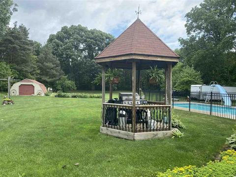 5221 E Vienna Rd, Clio, MI 48420 photo 5