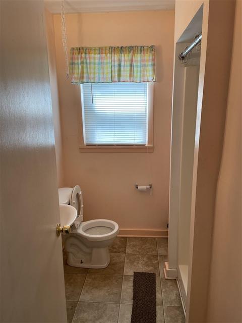 1547 E Atherton, Flint, MI 48507 photo 8