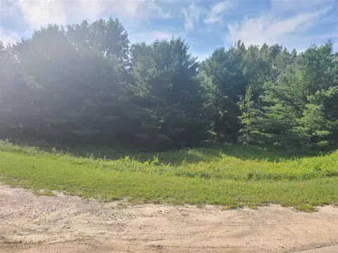 2530 Larch, Harrison, MI 48625 photo 5