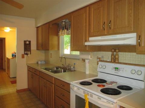 8243 W Coldwater Rd, Flushing, MI 48433 photo 6