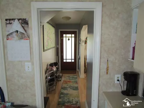 716 Smith, Monroe, MI 48161 photo 9