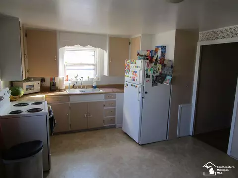 716 Smith, Monroe, MI 48161 photo 15