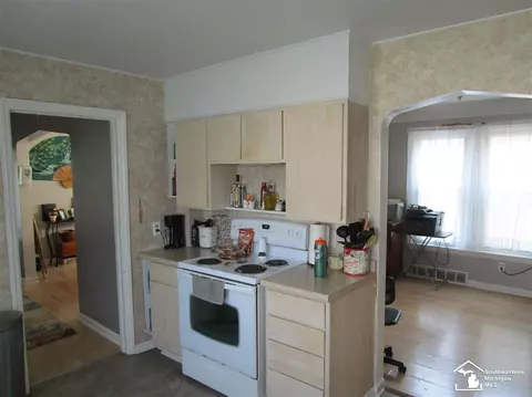 716 Smith, Monroe, MI 48161 photo 8