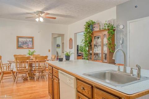 1209 E Oliver, Owosso, MI 48867 photo 5