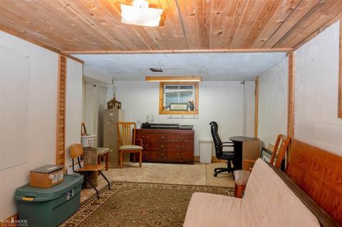 1209 E Oliver, Owosso, MI 48867 photo 23