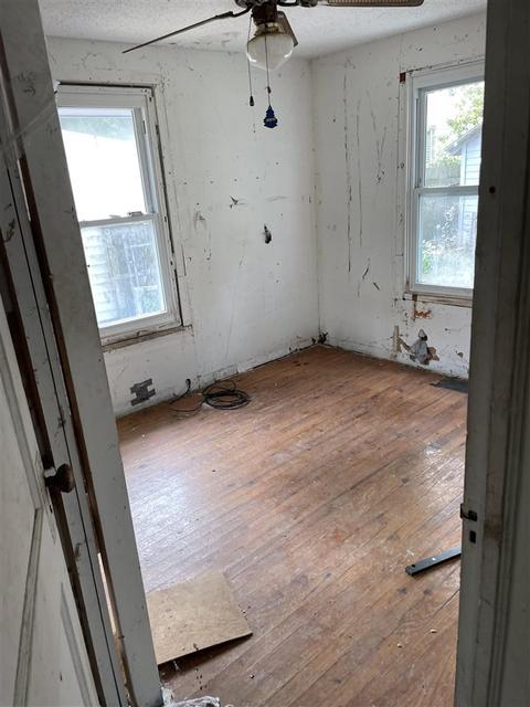 709 Simcoe, Flint, MI 48507 photo 2