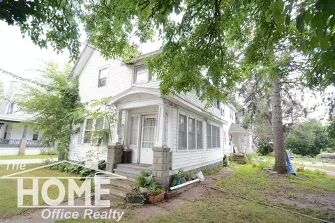 402 E 406 E Comstock, Owosso, MI 48867 photo 3