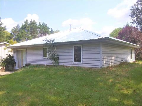 1565 W M61, Gladwin, MI 48624 photo 3
