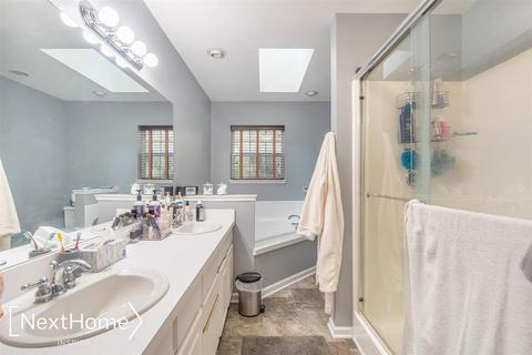 408 River Woods, Flushing, MI 48433 photo 14