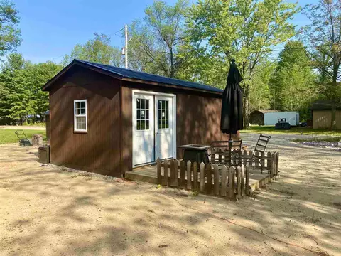 710 Big Oaks, Gladwin, MI 48624 photo 22