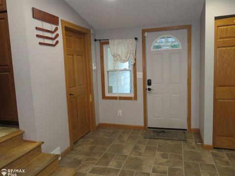 9063 Coughlin Dr, Davison, MI 48423 photo 17