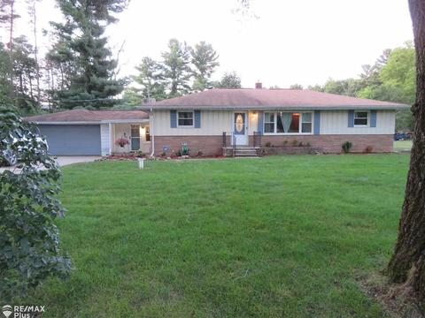 9063 Coughlin Dr, Davison, MI 48423 photo 1