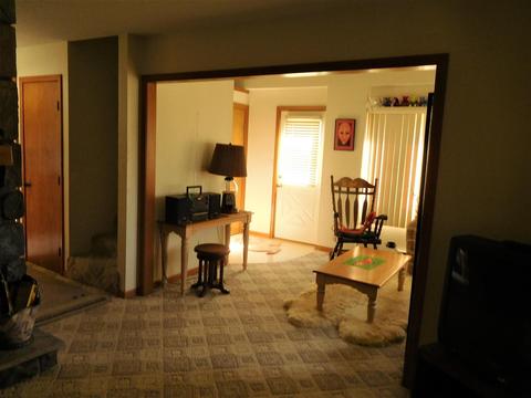 342 E Grace Ct, Hope, MI 48628 photo 3