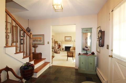 5305 Chickasaw Trl, Flushing, MI 48433 photo 3