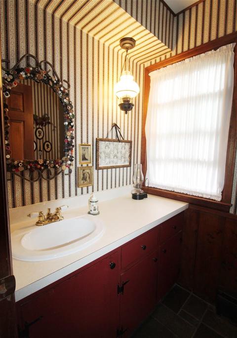 5305 Chickasaw Trl, Flushing, MI 48433 photo 21