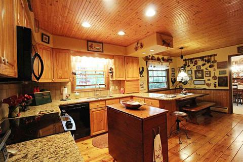 5305 Chickasaw Trl, Flushing, MI 48433 photo 15