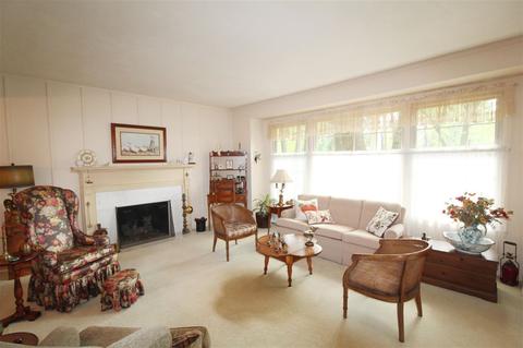 5305 Chickasaw Trl, Flushing, MI 48433 photo 6