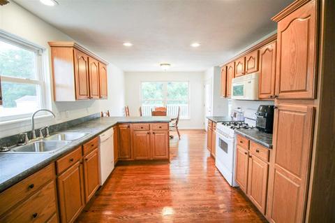 8042 Flintlock Rd, Mount Morris, MI 48458 photo 6