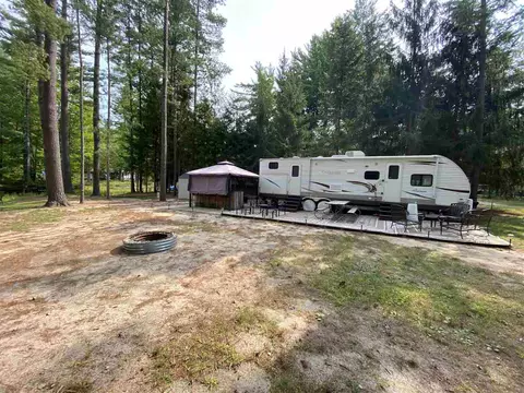 3286 Pinehurst, Gladwin, MI 48624 photo 5