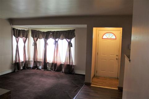 2746 Golfside, Flint, MI 48504 photo 3