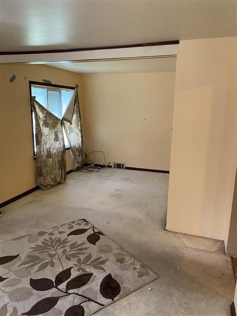 4820 Edwards Ave, Flint, MI 48505 photo 5