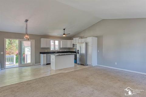 2050 Bronson, Monroe, MI 48162 photo 5