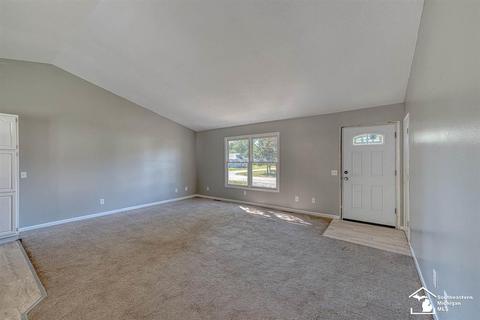 2050 Bronson, Monroe, MI 48162 photo 9