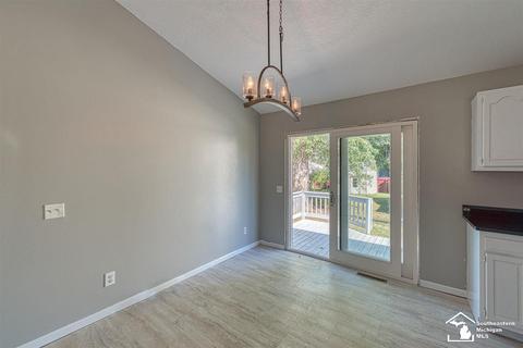 2050 Bronson, Monroe, MI 48162 photo 6