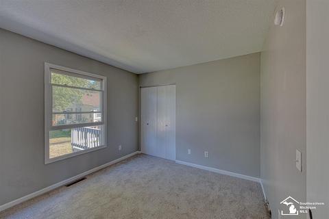 2050 Bronson, Monroe, MI 48162 photo 10