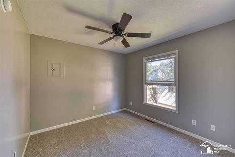 2050 Bronson, Monroe, MI 48162 photo 11