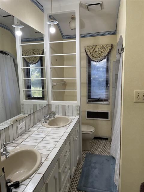 2013 E Second St, Flint, MI 48503 photo 11