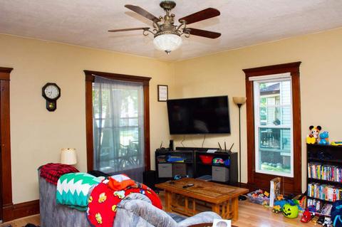 219 E Oak St, Ovid, MI 48866 photo 6