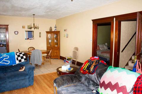 219 E Oak St, Ovid, MI 48866 photo 3