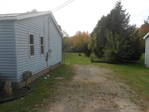 1987 Bock Dr, Owosso, MI 48867 photo 6