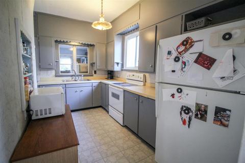 110 Bluff St, Clio, MI 48420 photo 10