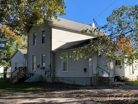 604 Division, Adrian, MI 49221 photo 2