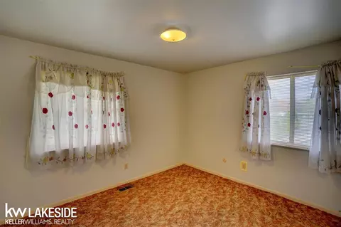 3494 Ridgecliffe, Flint, MI 48532 photo 14
