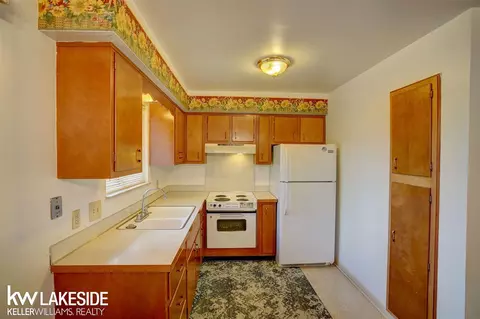 3494 Ridgecliffe, Flint, MI 48532 photo 8