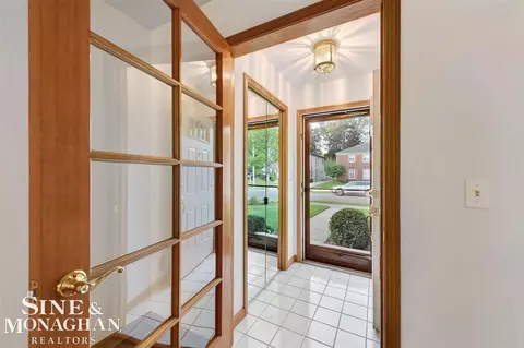 856 Neff, Grosse Pointe, MI 48230 photo 21