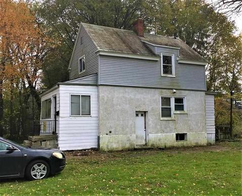 2007 Cadillac, Flint, MI 48504 photo 2