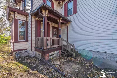 204 E 6th, Monroe, MI 48161 photo 2