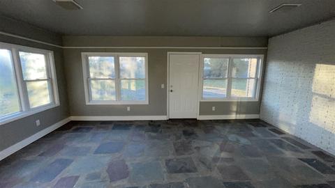 218 S Elms, Flushing, MI 48433 photo 9