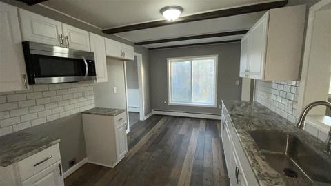218 S Elms, Flushing, MI 48433 photo 4