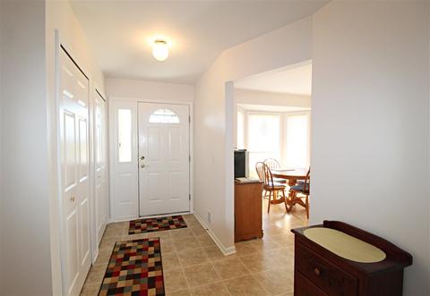 6350 Queens Ct, Flushing, MI 48433 photo 3